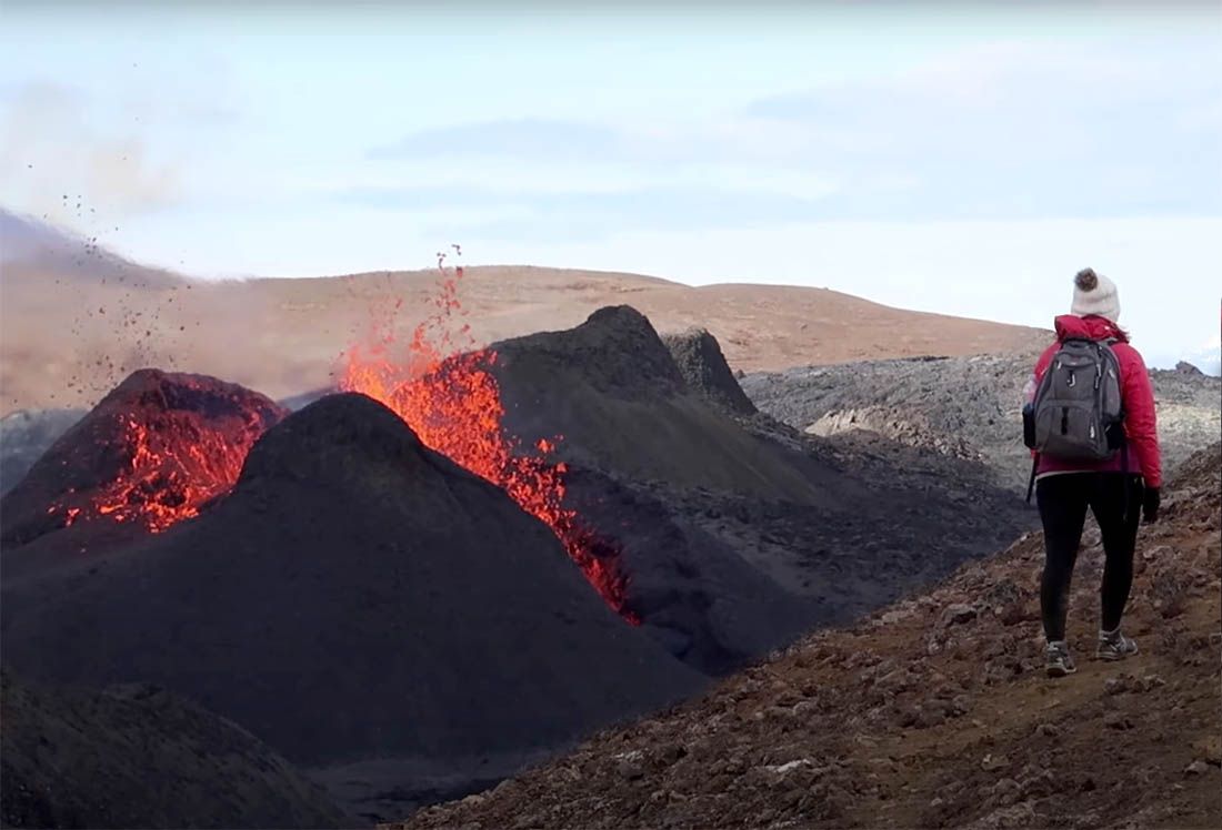 Island bilježi poplavu turista i najdulju erupciju vulkana u više od pola stoljeća