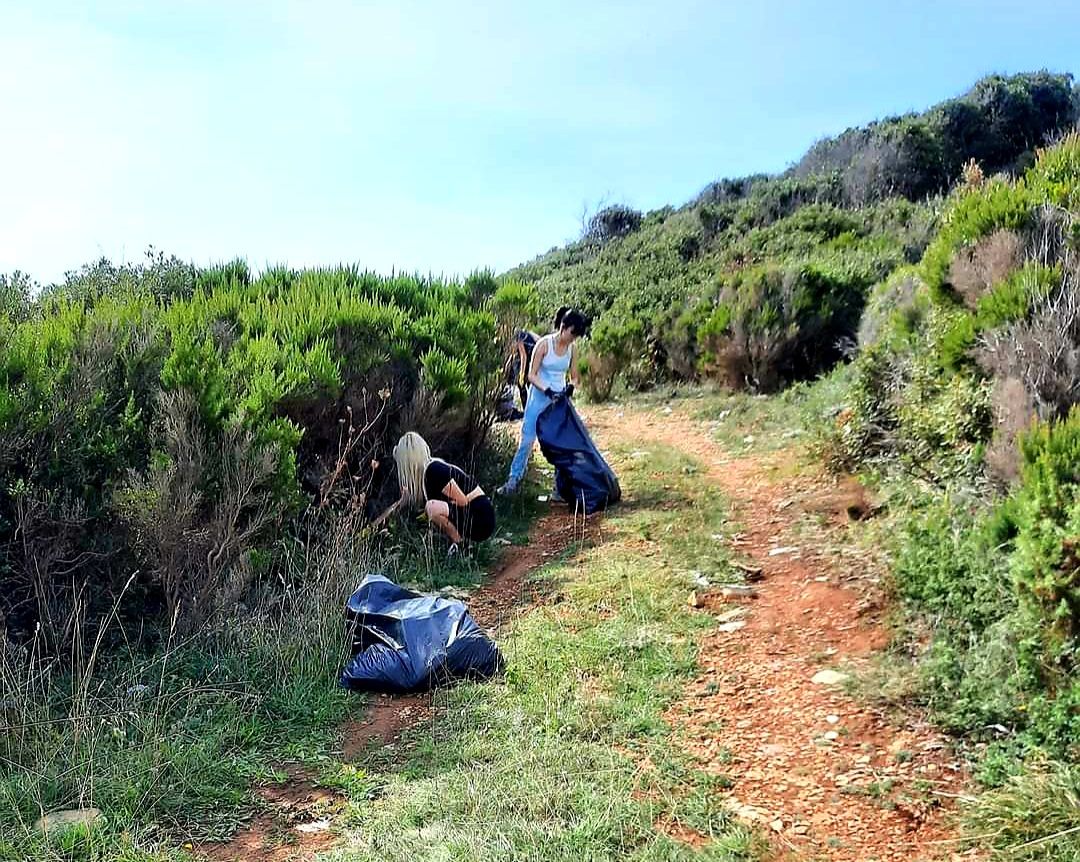 U akciji čišćenja podmorja i obale u Istri tijekom vikenda prikupljeno više od 15 kubika otpada