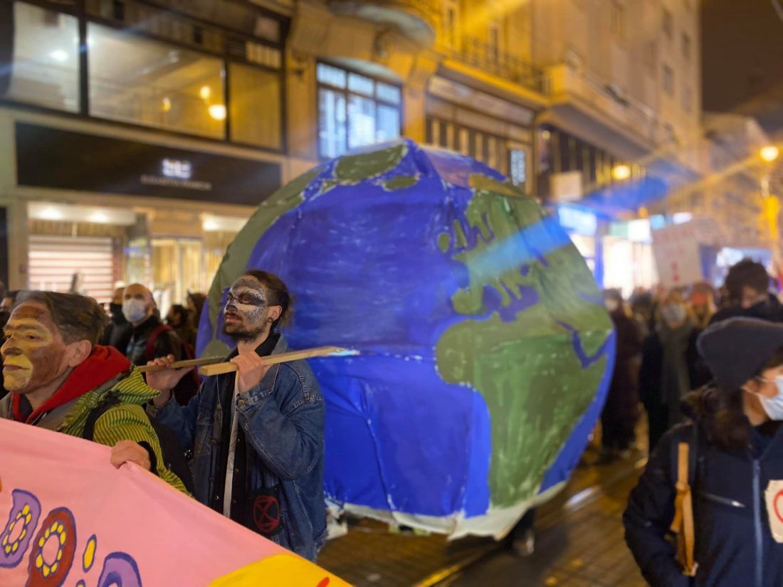KLIMATSKI MARŠ ZA OPSTANAK Prosvjednici poručili Vladi: “Počnite djelovati po pitanju klimatske krize”