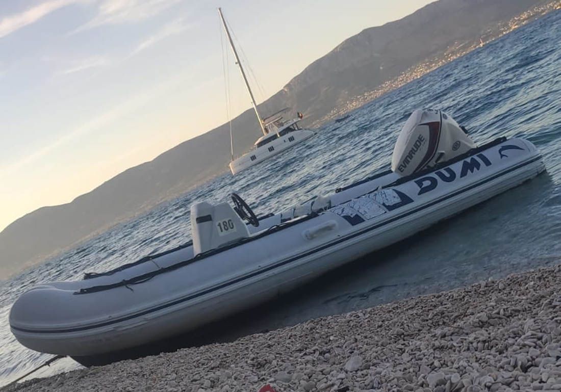 Jedriličarskom klubu iz Kostrene ukraden gumenjak, pa pronađen i vraćen nakon objave na društvenim mrežama