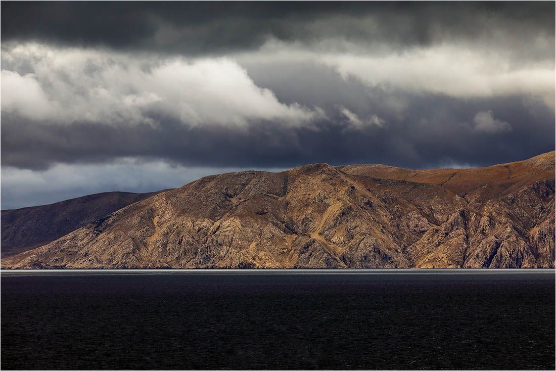 FOTO: ZIMSKE BOJE KVARNERA Za nautičare opasan, za ljubitelje čistog mora – izuzetan