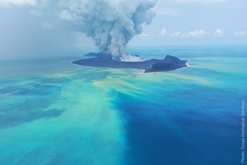 Erupcija vulkana u otočnoj državi Tonga povećala dubinu kratera gotovo 6 puta