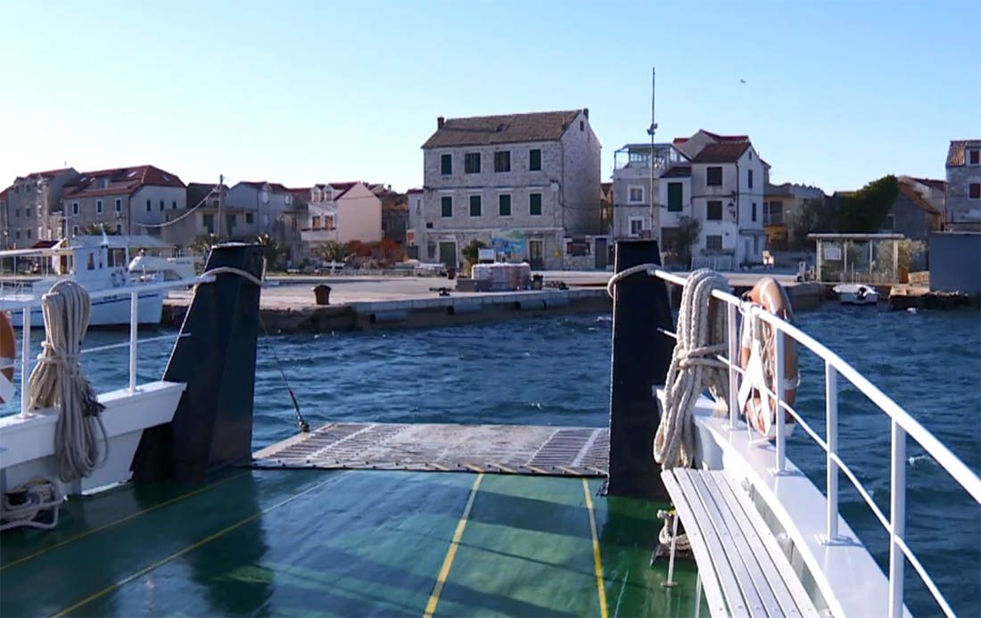PUTOVANJE OD TRI MINUTE Ovo je najkraća brodska veza na Jadranu