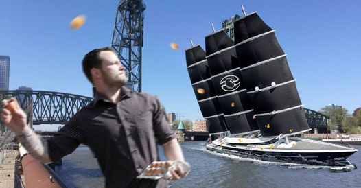 VIDEO Luksuznu jahtu omraženog milijardera planiraju “bombardirati” jajima