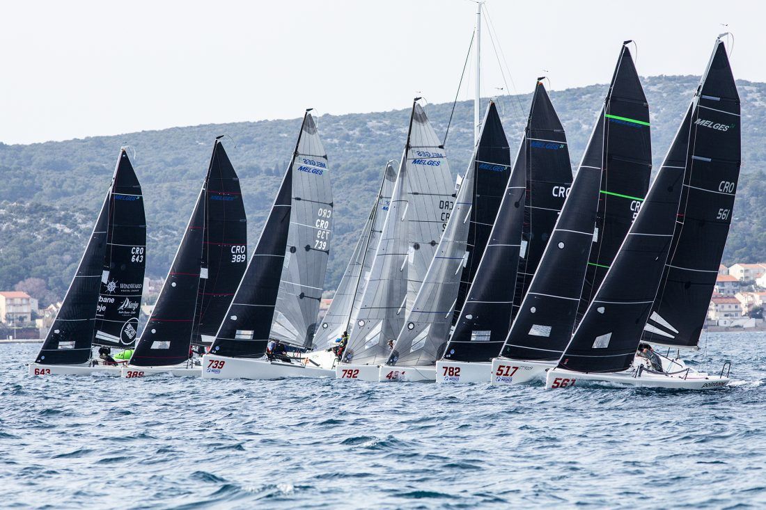 FOTO Četrnaest brodova na startu Cro Melges24 Cupa u Biogradu, u vodstvu domaća posada