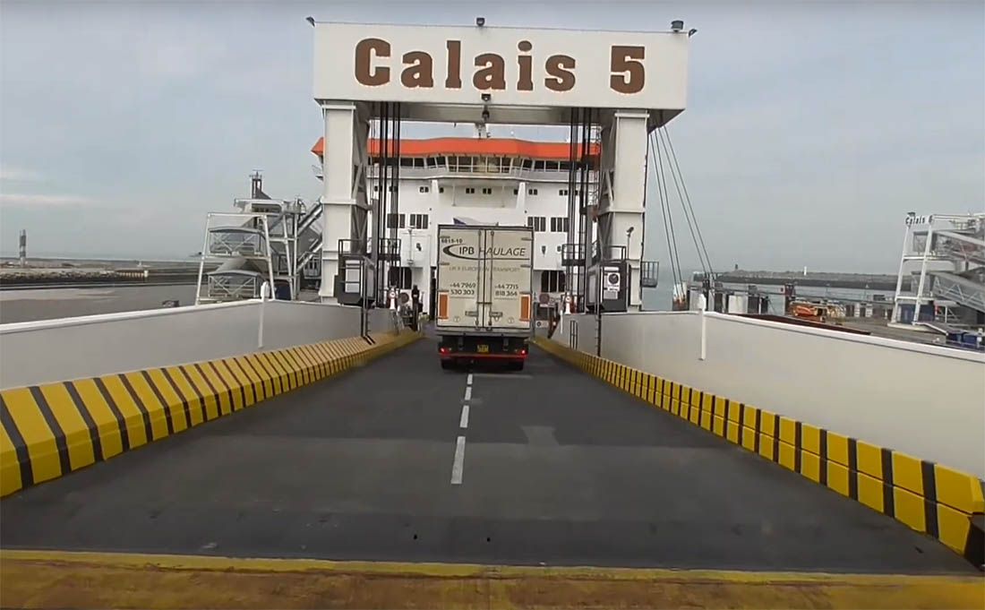 Britanija odbija ukrajinske izbjeglice koje su zaglavile u francuskoj luci Calais