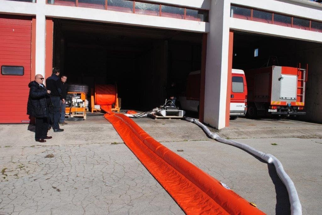 Zadarskim vatrogascima milijunska oprema za intervencije u slučaju iznenadnih onečišćenja mora