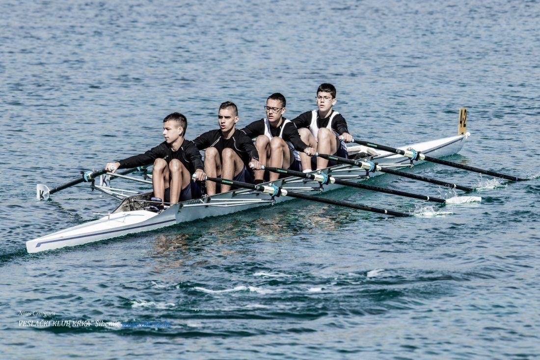 Šibenske veslačice i veslači izvrsni na Kupu Dalmacije 2022.
