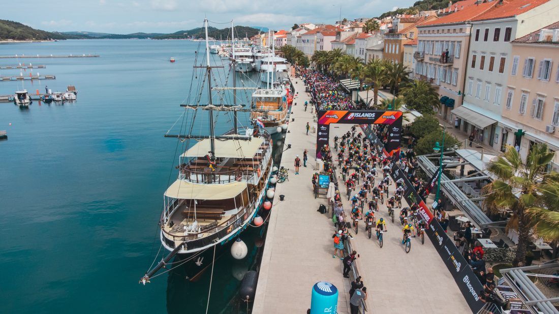 Hrvati osvojili drugo mjesto u kategoriji Masters na 4 islands MTB stage race utrci