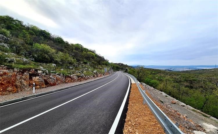 Obnovljena državna cesta na dijelu od Oštrovice do Meje