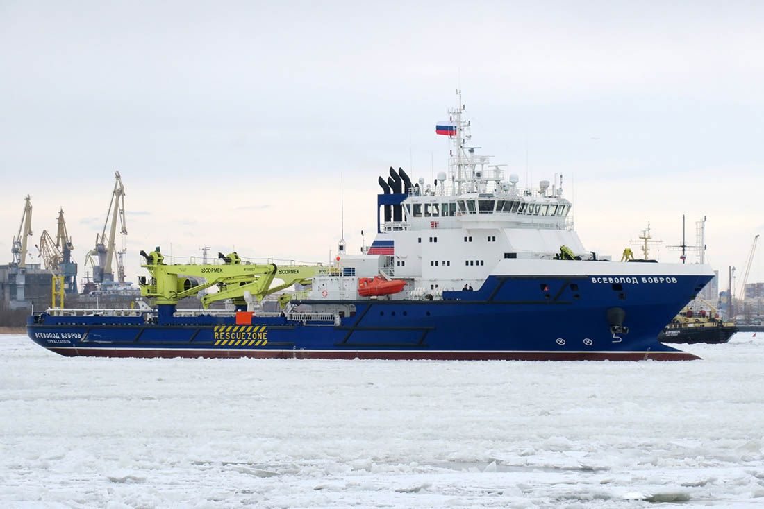 Ukrajinci tvrde da su pogodili ruski logistički brod