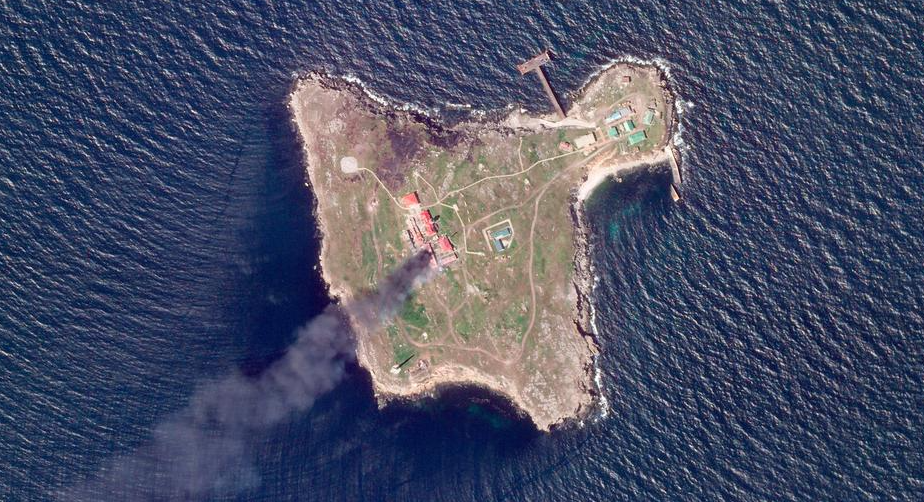 Ukrajina pokrenula napade na Zmijski otok