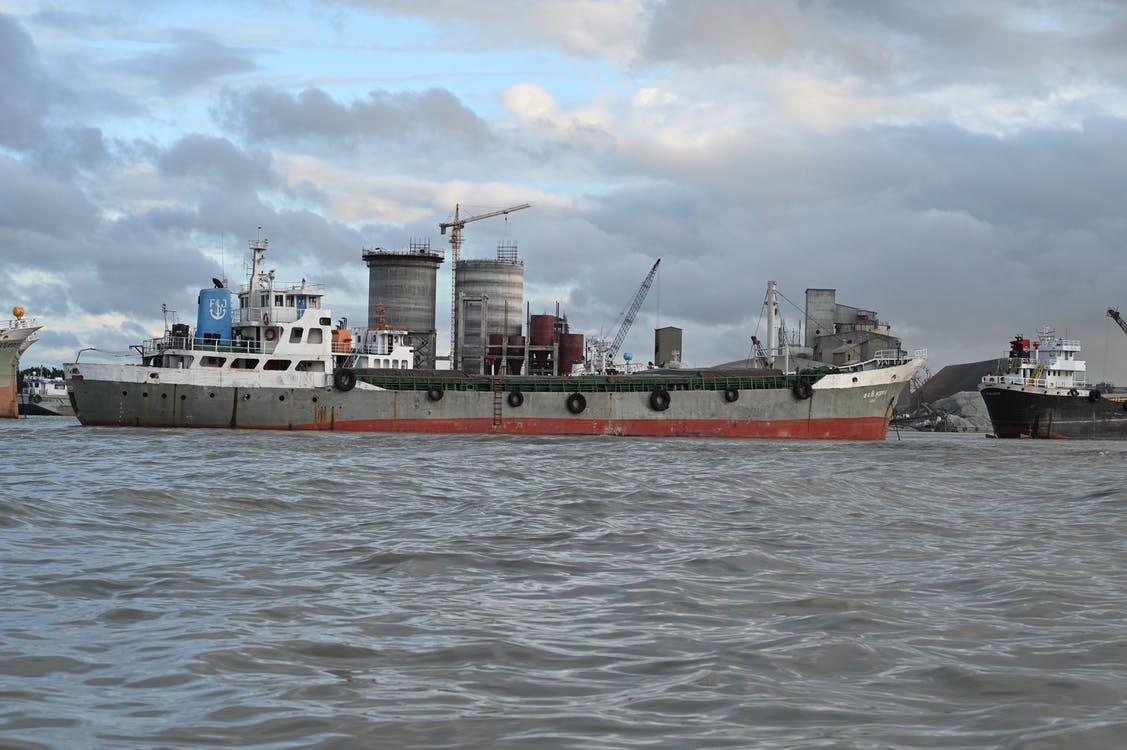 EU usvojio i šesti paket sankcija protiv Rusije, dodatno otežan izvoz nafte