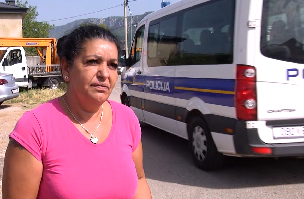 Deložacija 40 članova romske obitelji u Novom Vinodolskom