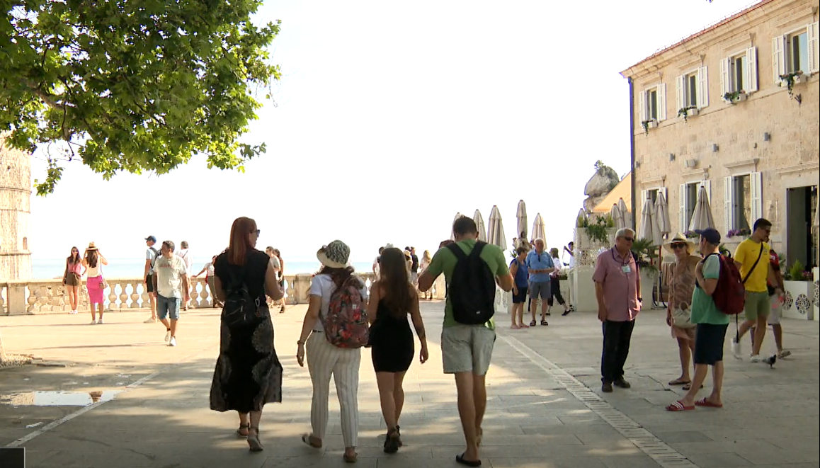 Ukrajincima koji su u Hrvatskoj radili sezonske poslove i prije rata, status će biti riješen