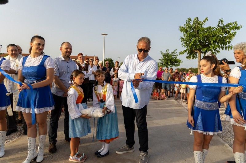‘Spojeni‘ su Vodice i Tribunj! Kad radovi budu gotovi bit će to jedna od najdužih šetnica uz more u Dalmaciji