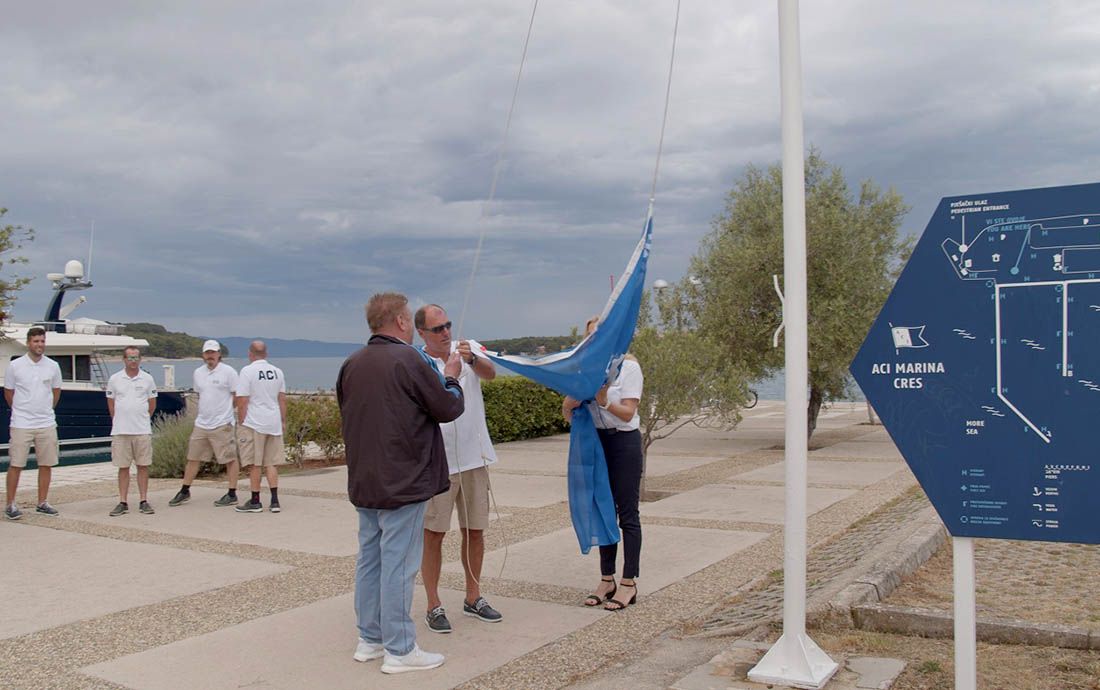 Marina u Cresu svečano podigla svoju 23. međunarodnu Plavu zastavu