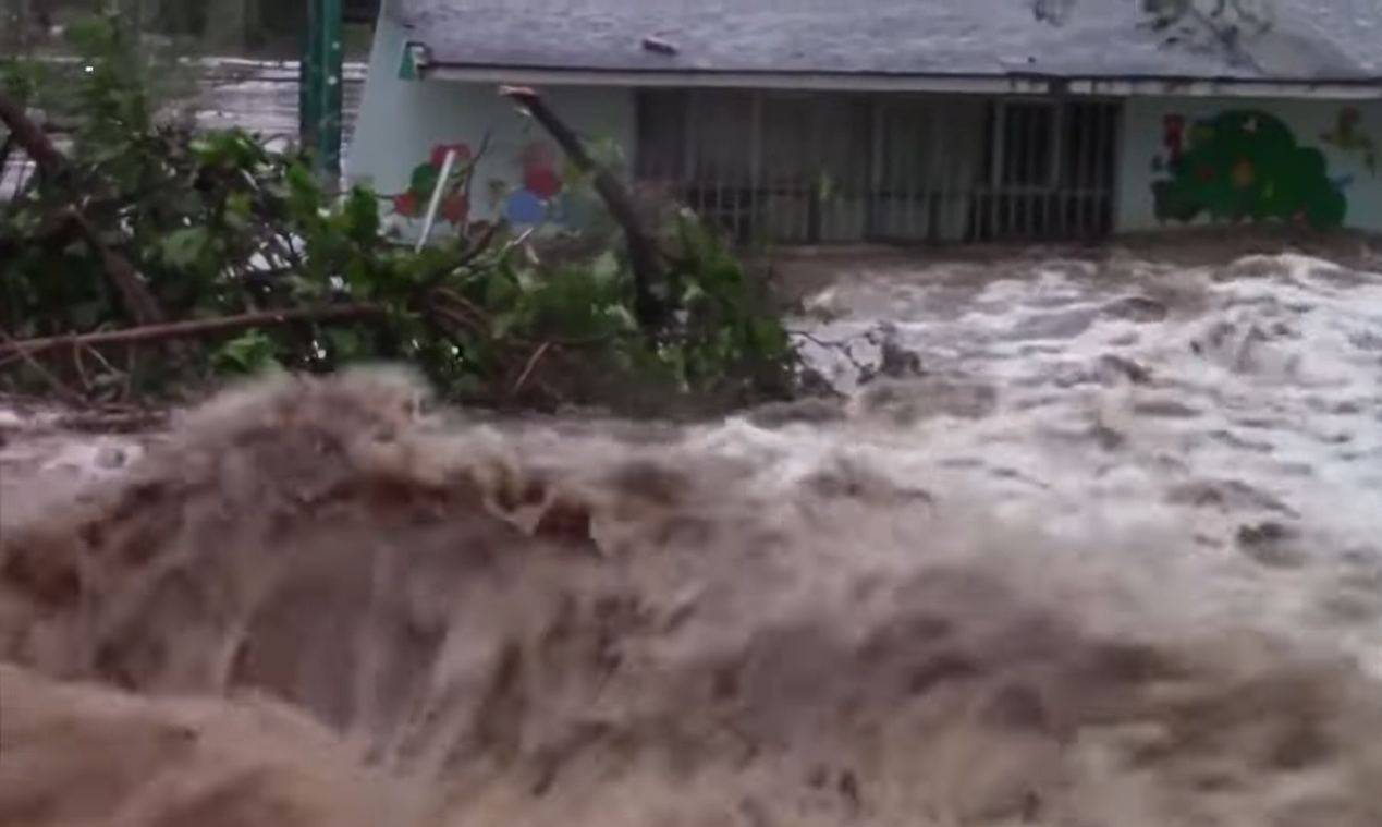 Uragan Agatha pogodio Meksiko – 10 mrtvih, 20 nestalih