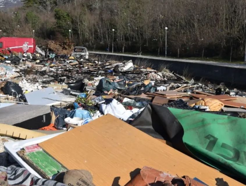 Kamerama i paprenim kaznama Crikvenica krenula u lov na građane koji stvaraju divlja odlagališta otpada