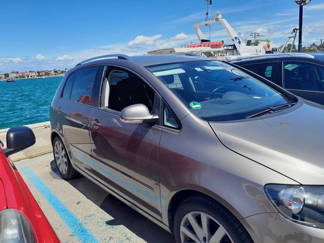 NEMARNI ILI UMORNI? Kakvi to roditelji ostavljaju djecu u vrućim automobilima?