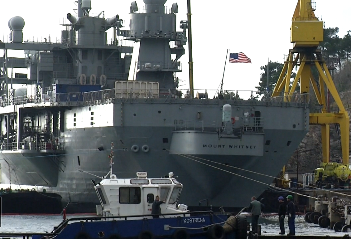 USS Arlington, desantno-transportni brod, američki ponos, na remontu u Lencu