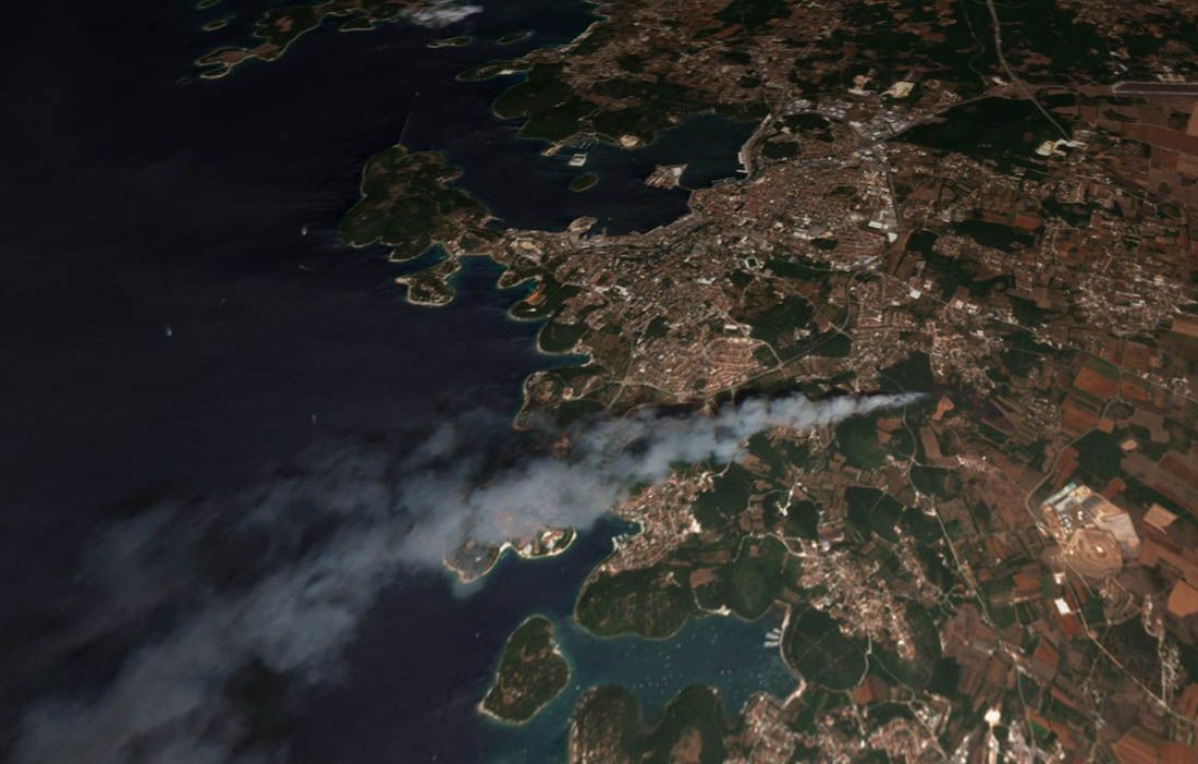 Veliki požar u Puli snimljen i iz svemira