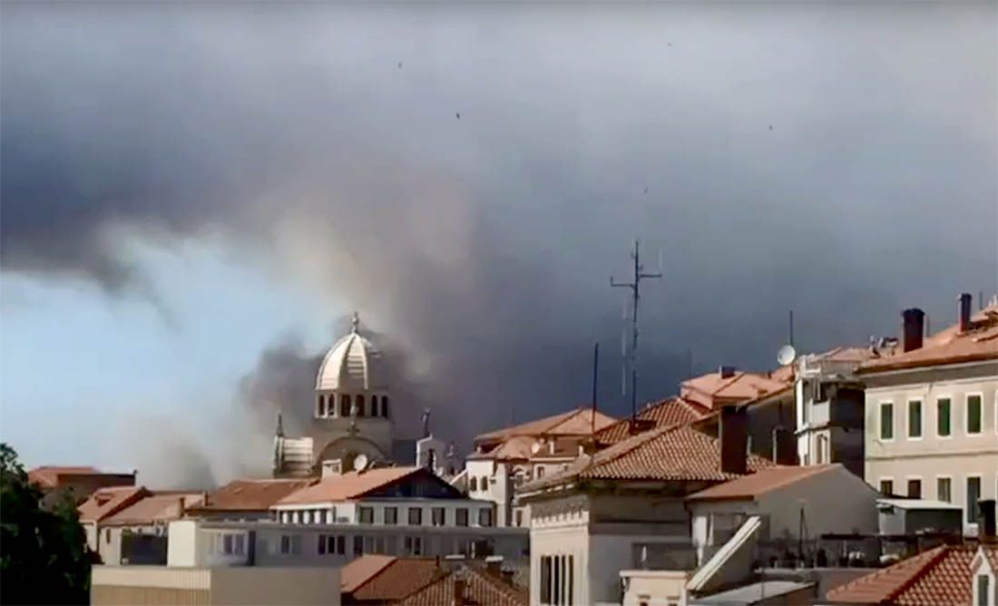 Dramatično na šibenskom i zadarskom području, zapovjednik: “Ovo je požarno ludilo”