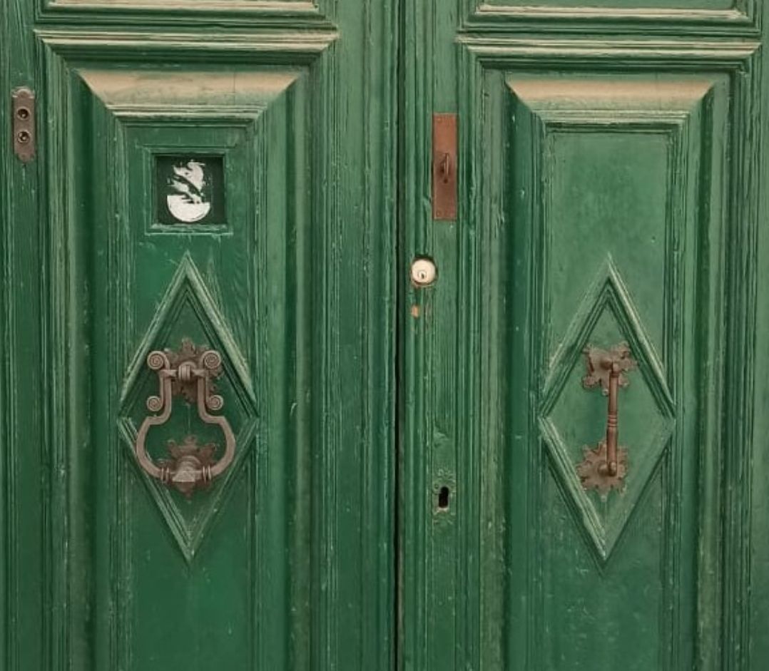 U šibenskoj staroj jezgri postavljena kopija jednog od najvrjednijih ukradenih starih kucala