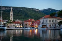 ČAROLIJA U JELSI Vraća se kazališna magija, a prosinac je pun predstava!