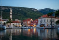 Crveni križ otoka Hvara u humanitarnoj akciji: "Rukotvorine školaraca spašavaju živote"