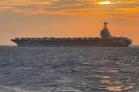 Drama u Crvenom moru: Požar na nosaču USS Gerald R. Ford bjesnio više od 30 sati