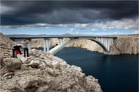 Bura "zatvorila" Paški most, otok odsječen od kopna!