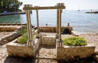 Društvo Marjan: "Kad neće pomorski redari priroda samo uklanja ilegalne građevine"