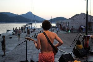 Ovog vikenda kreće festival Lastovo, otok glazbe!