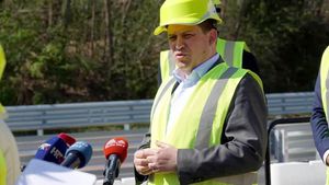 Butković stiže na Cres - Otvaraju se radovi na cesti Porozina - Dragozetići