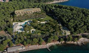 VIDEO Ovako bi trebao izgledati hotel koji će se graditi u napuštenom pulskom kamenolomu