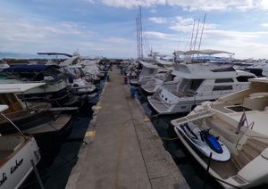 S broda svog poslodavca pokrao novac i vrijedne predmete