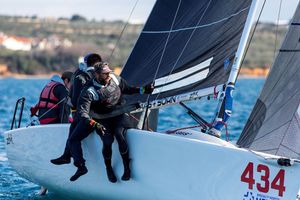 Ivan Kljaković Gašpić pobjednik rekordne regate Melgesa 24 u Splitu