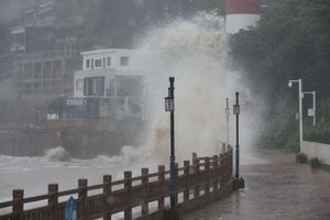 Tajfun Muifa pogodio Kinu, više od milijun evakuiranih