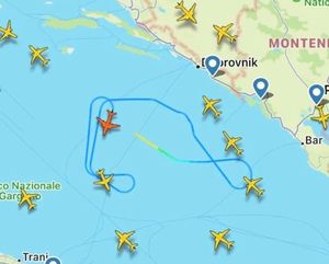 Što se događa na nebu iznad Dubrovnika? Tri vojna zrakoplova u intenzivnoj patroli! Zabilježeni letovi na ulazu u Jadransko more