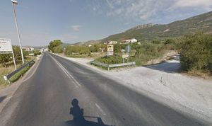 POLICIJA TRAŽI SVJEDOKE Jedna osoba poginula u prometnoj nesreći u Kaštelima