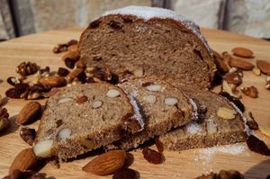 Lumblija na "Stajunu od lumblije"- tradicionalna otočna delicija koja se priprema uoči blagdana Svih svetih