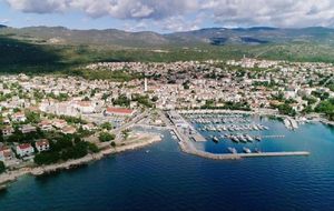 Novi vezovi i dulji lukobran u Novom Vinodolskom