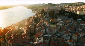 ŠIBENIK JE PODCIJENJEN Britanac snimio video o hrvatskom gradu tvrđava