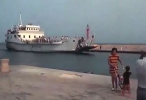 VIDEO: Supetar 1983. - Kako je nekad uplovljavao trajekt