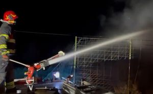 VIDEO Hvarski vatrogasci nisu uspjeli spasiti kuću koja je izgorjela u Dolu