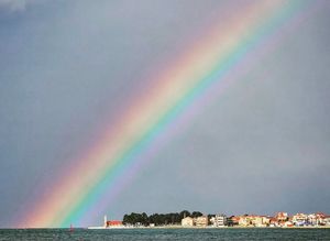 DUGA NAD DALMACIJOM Pogledajte prekrasne prizore iz Zadra i Splita