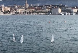 VIDEO Prvenstvo Hrvatske za klasu Dragon Force 65 u splitskoj luci