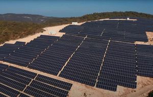 Otok Vis uskoro postaje prvi energetski neovisan i potpuno zeleni otok na Sredozemlju