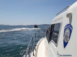 Zadarskim kanalom upravljao gliserom bez važeće police osiguranja